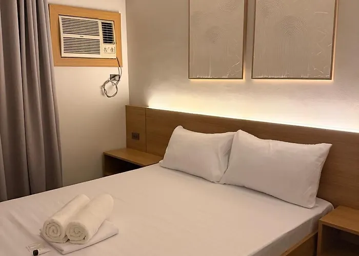 Oro Makati Hotel Manille