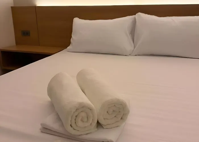 Oro Makati Hotel